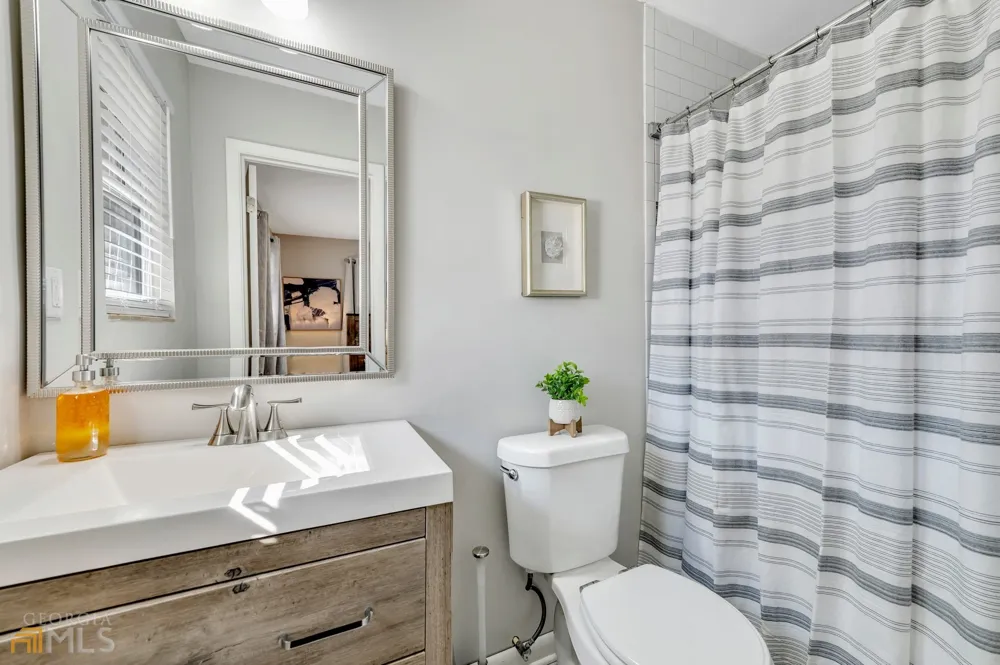654 Joel DR Marietta, GA 30066