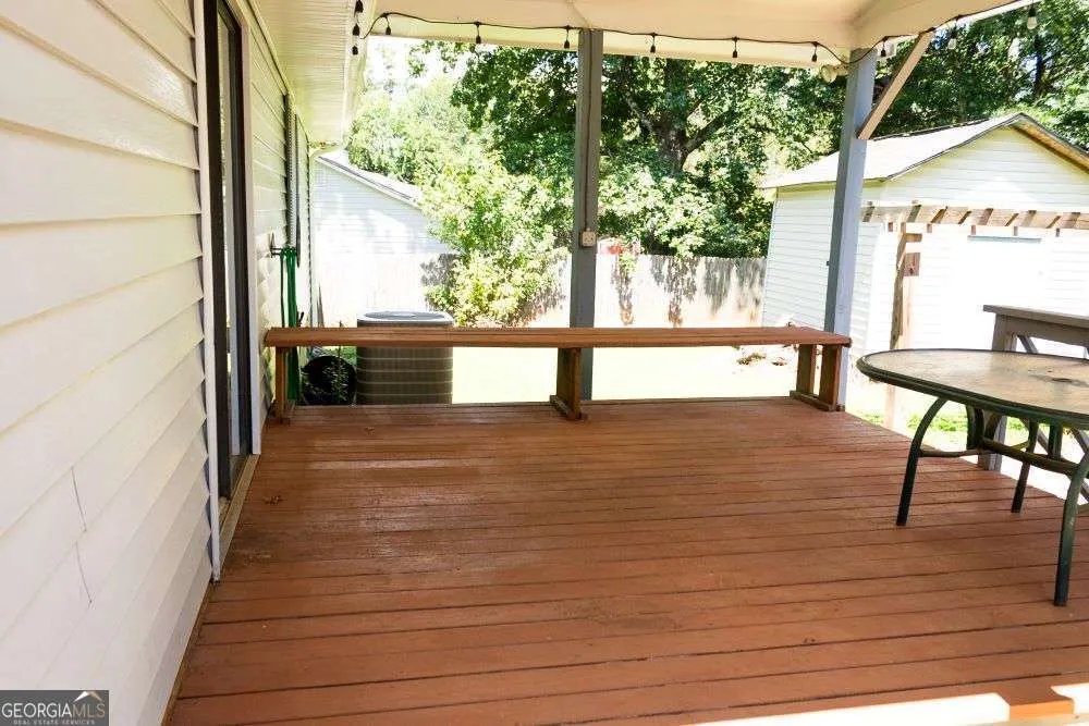 5417 Raintree TRCE Oakwood, GA 30566
