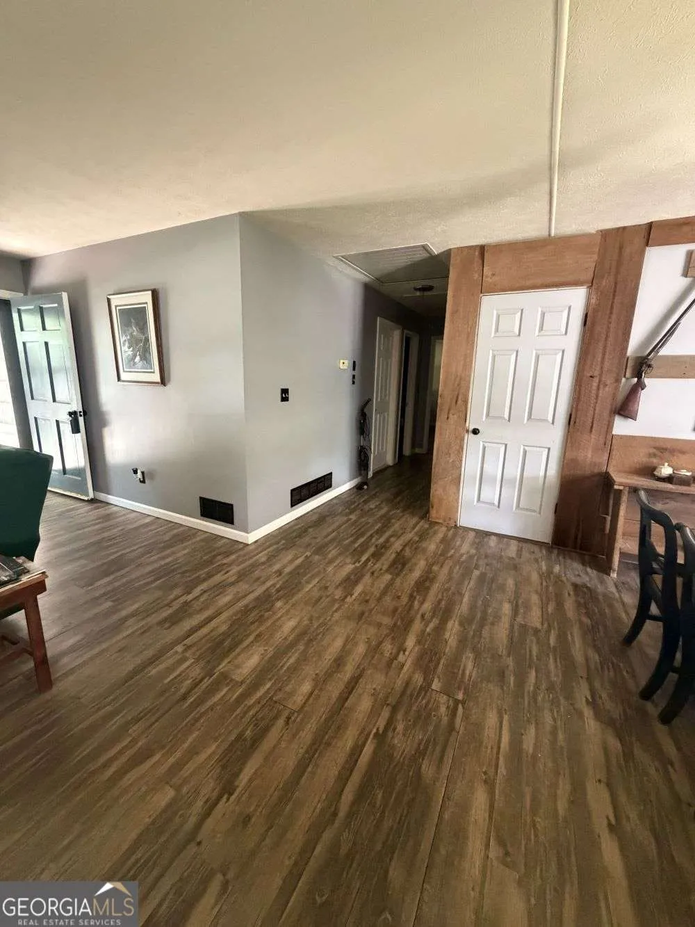 5417 Raintree TRCE Oakwood, GA 30566