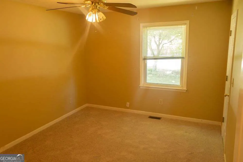 5417 Raintree TRCE Oakwood, GA 30566