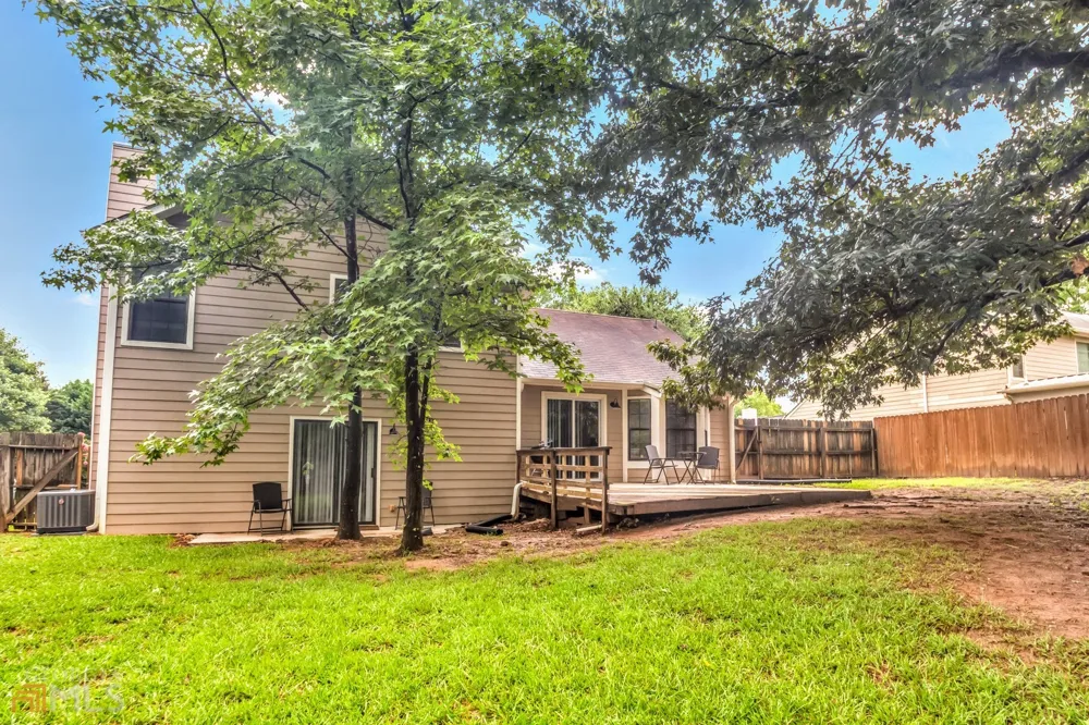 2025 Winsburg DR NW Kennesaw, GA 30144