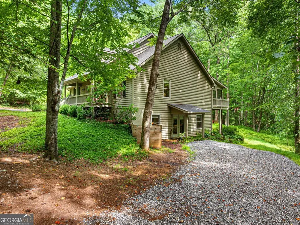 1361 Woodbrier Sautee Nacoochee, GA 30571