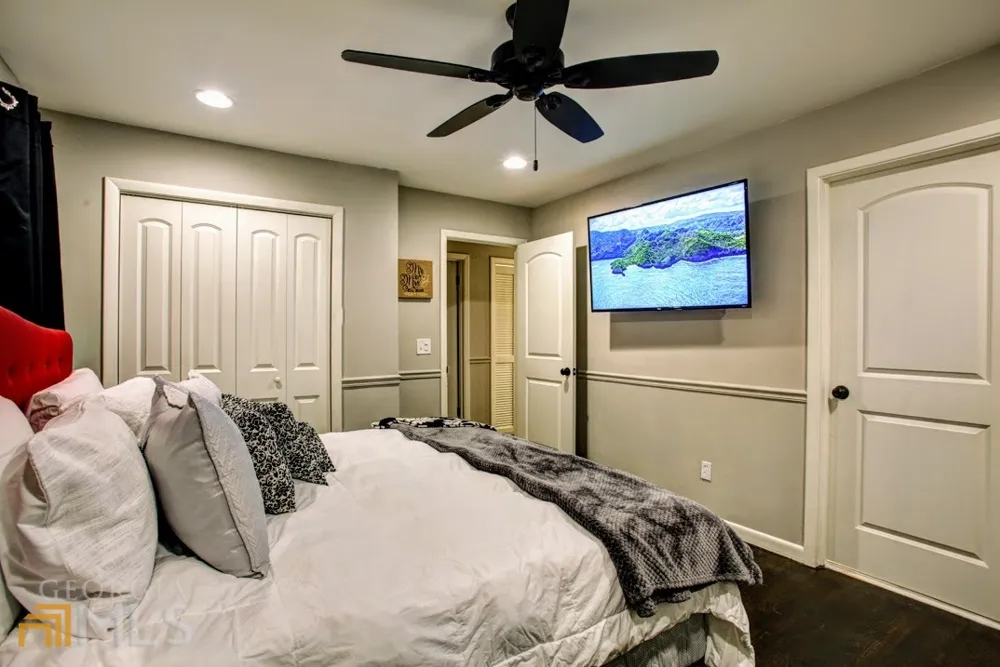 83 Kathryn DR Marietta, GA 30066