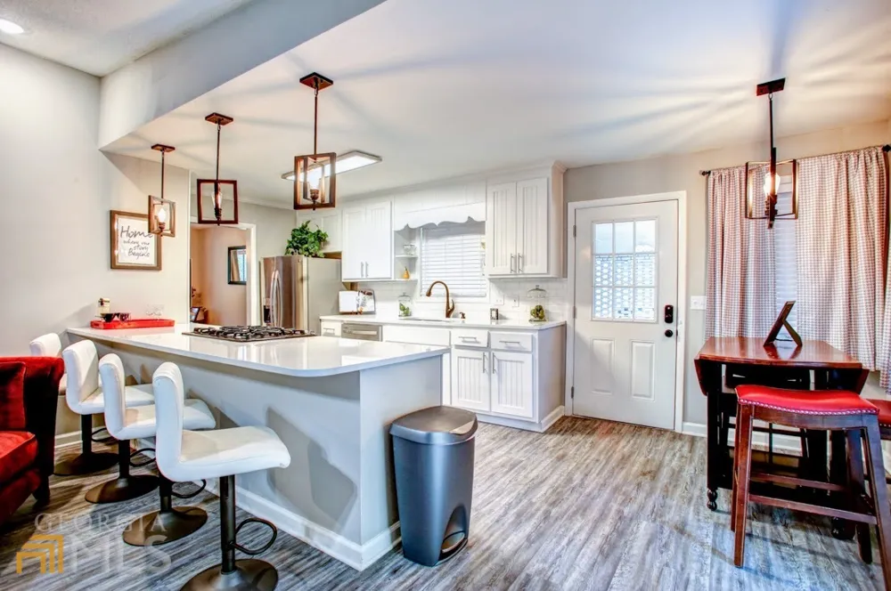83 Kathryn DR Marietta, GA 30066