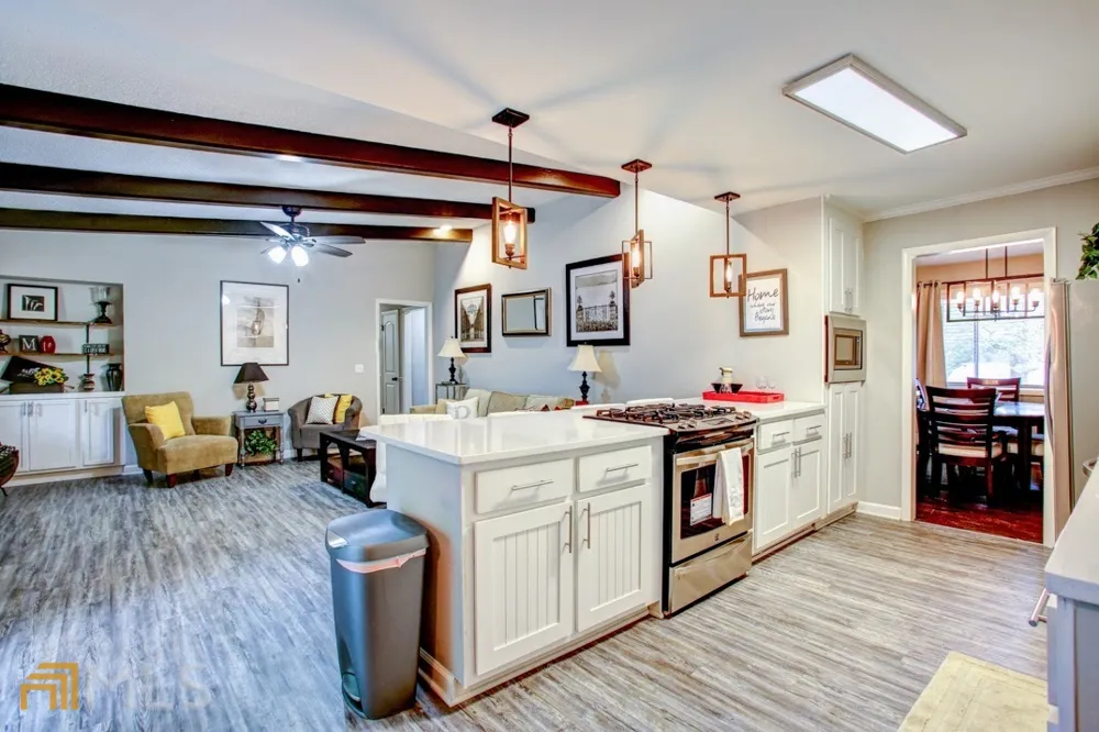 83 Kathryn DR Marietta, GA 30066