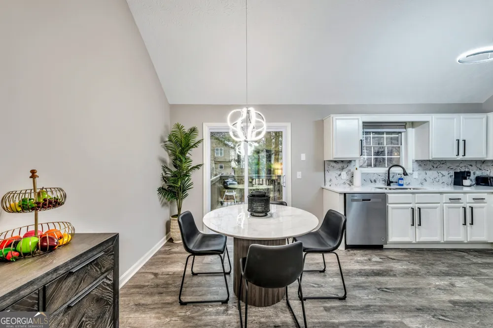 3959 Morning Dew CT Powder Springs, GA 30127