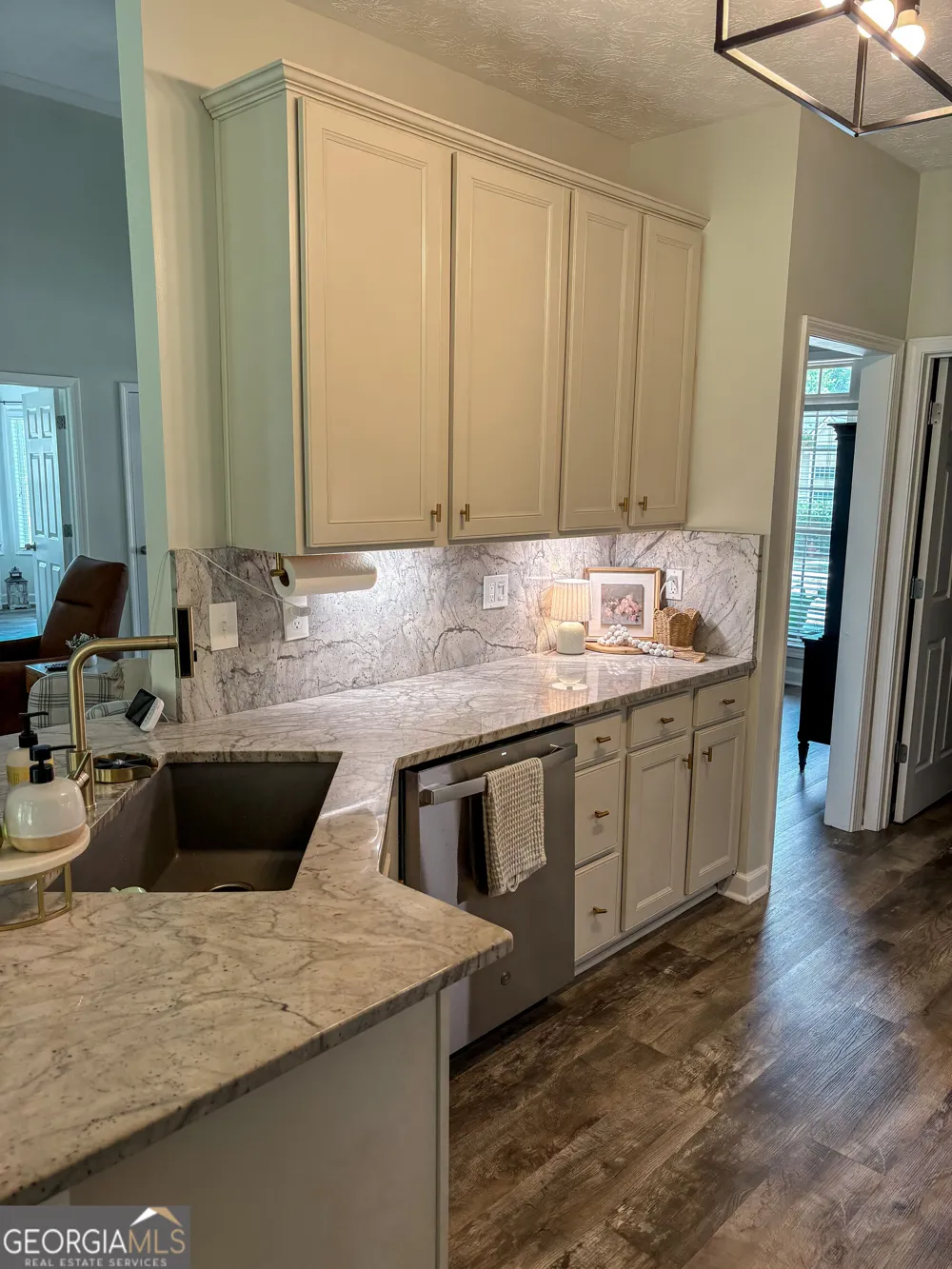 204 Magnolia ST Senoia, GA 30276