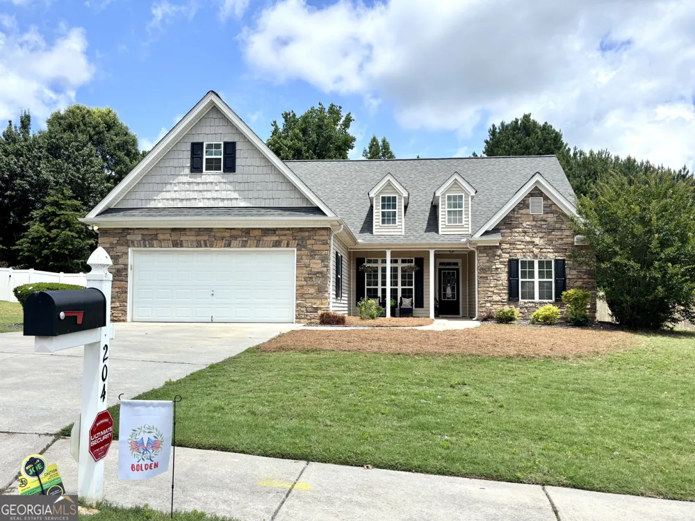 204 Magnolia ST Senoia, GA 30276