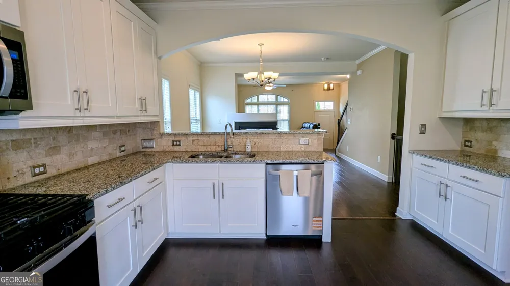 7395 Glisten AVE Sandy Springs, GA 30328