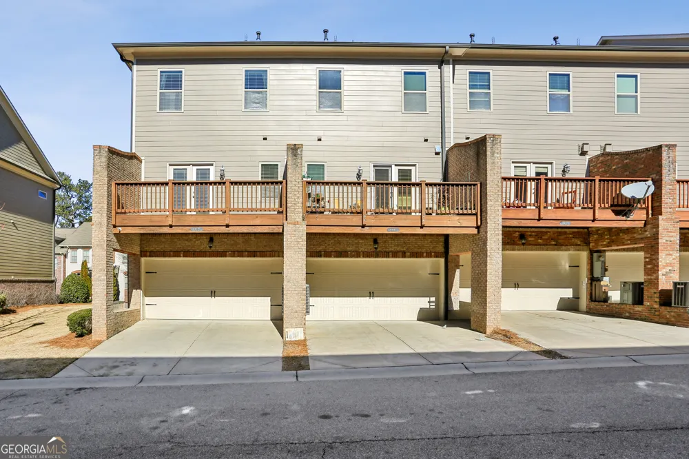 7395 Glisten AVE Sandy Springs, GA 30328