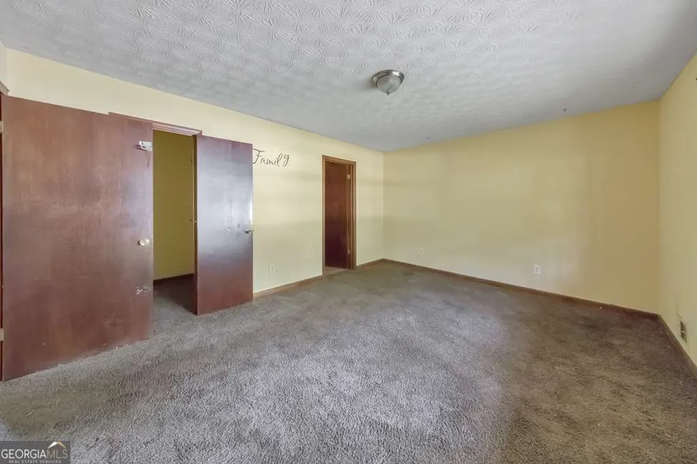 921 Curry CIR SE Conyers, GA 30094