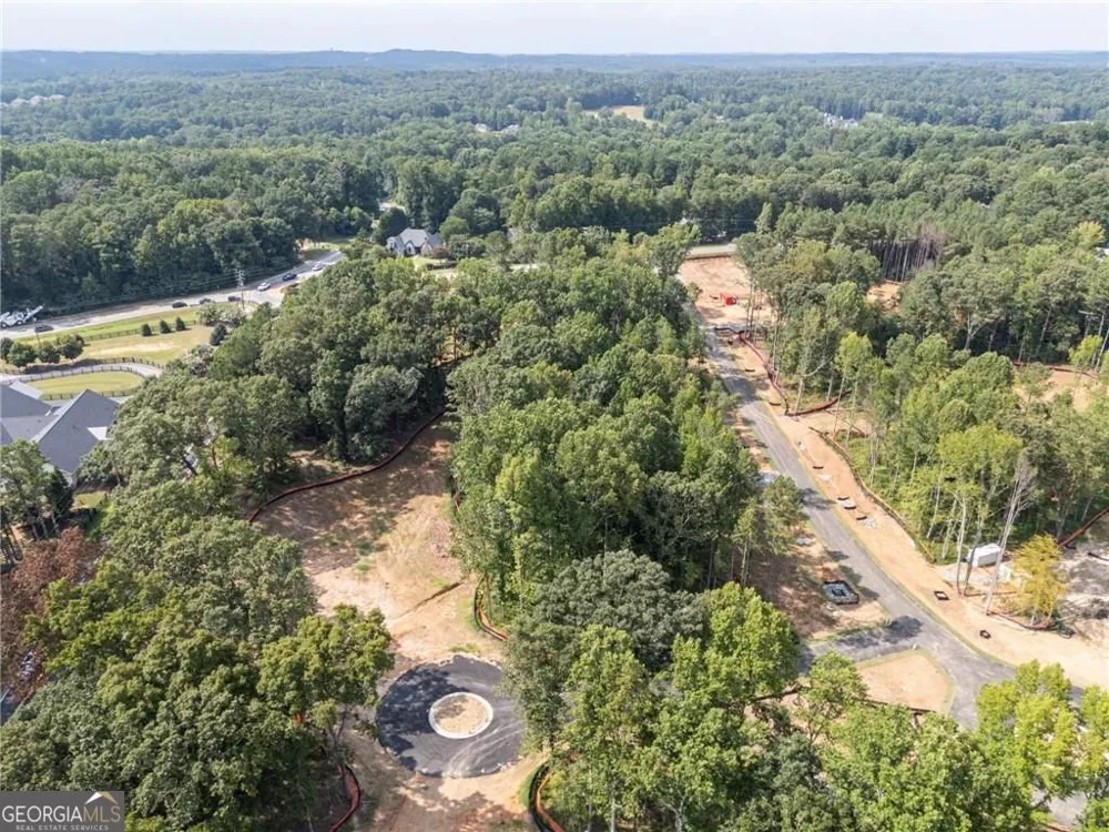 750 Oaks TRL W Milton, GA 30004