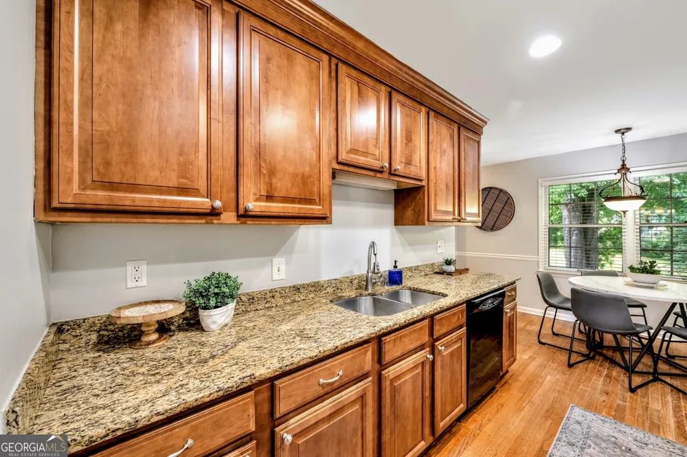 801 Mockingbird LN Marietta, GA 30068