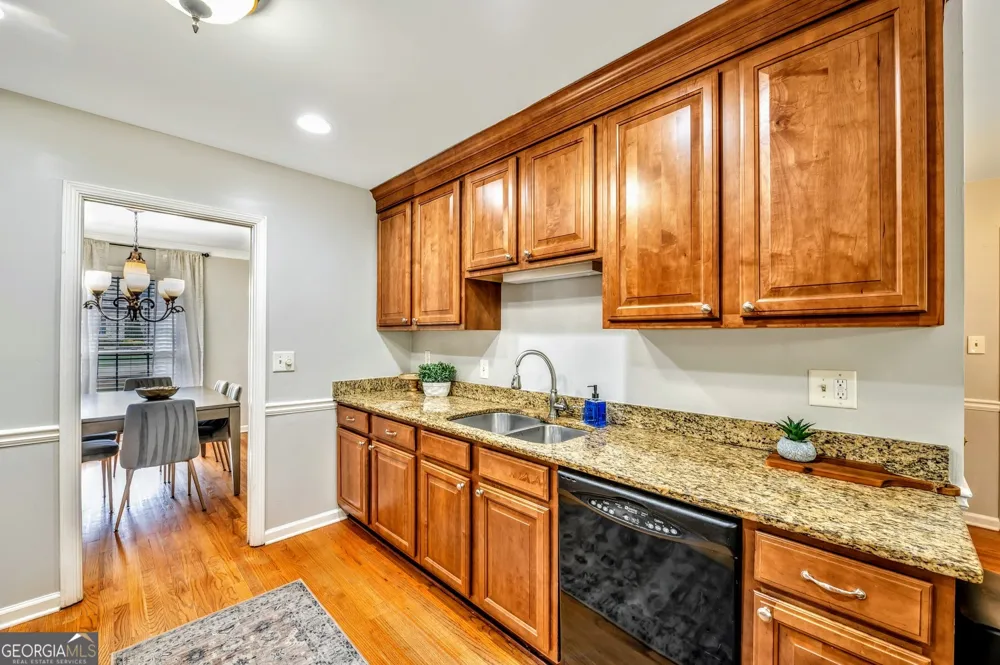 801 Mockingbird LN Marietta, GA 30068