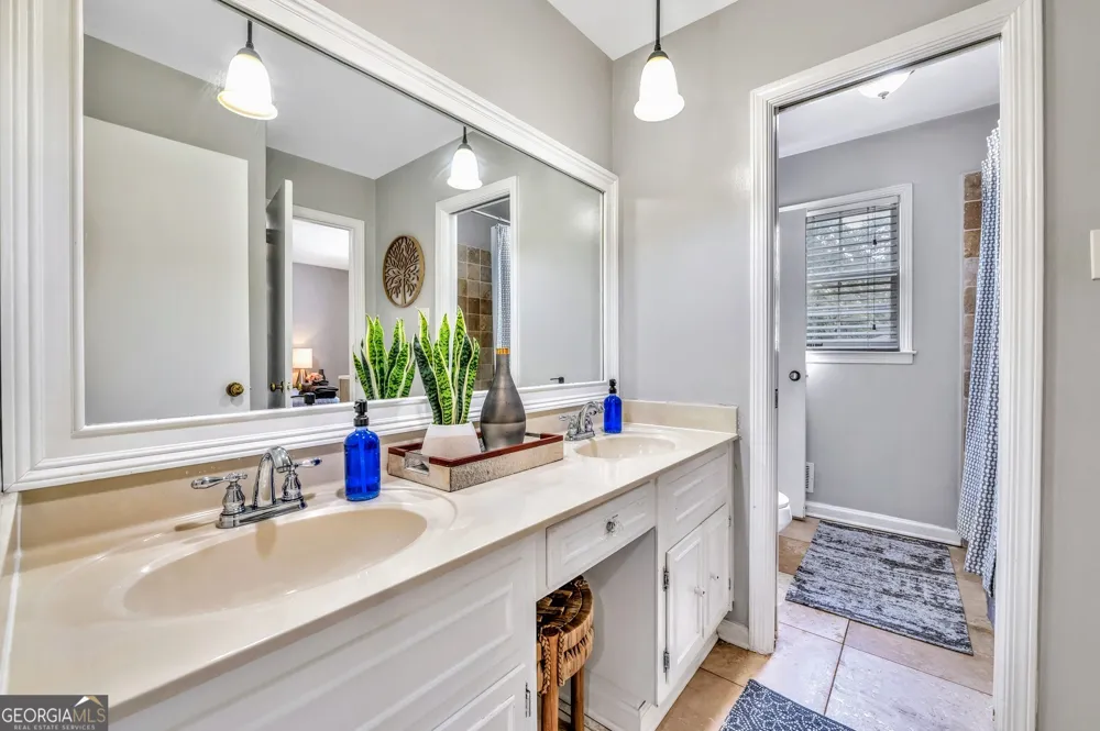801 Mockingbird LN Marietta, GA 30068