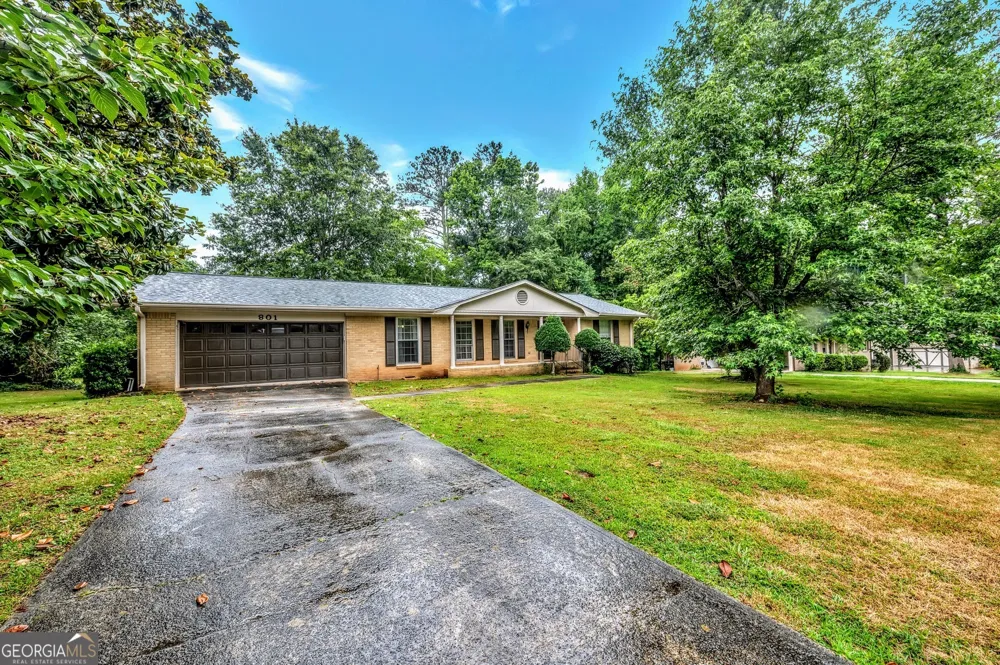 801 Mockingbird LN Marietta, GA 30068
