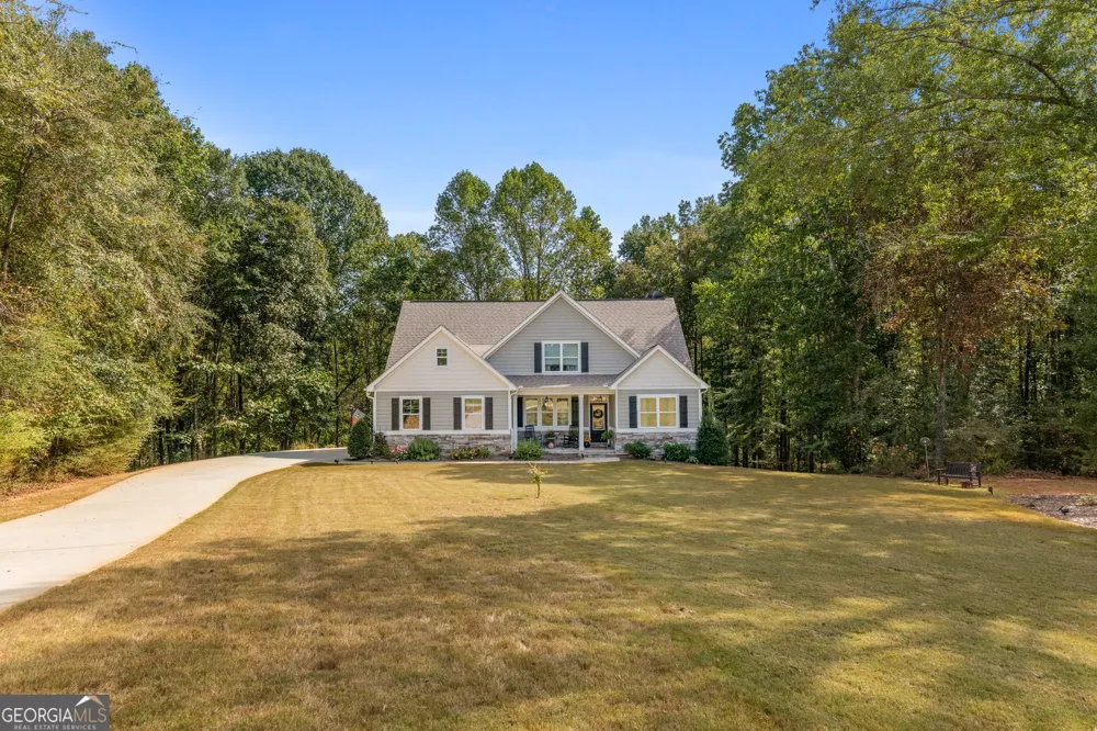 210 Hidden Falls Wlk Griffin, GA 30224