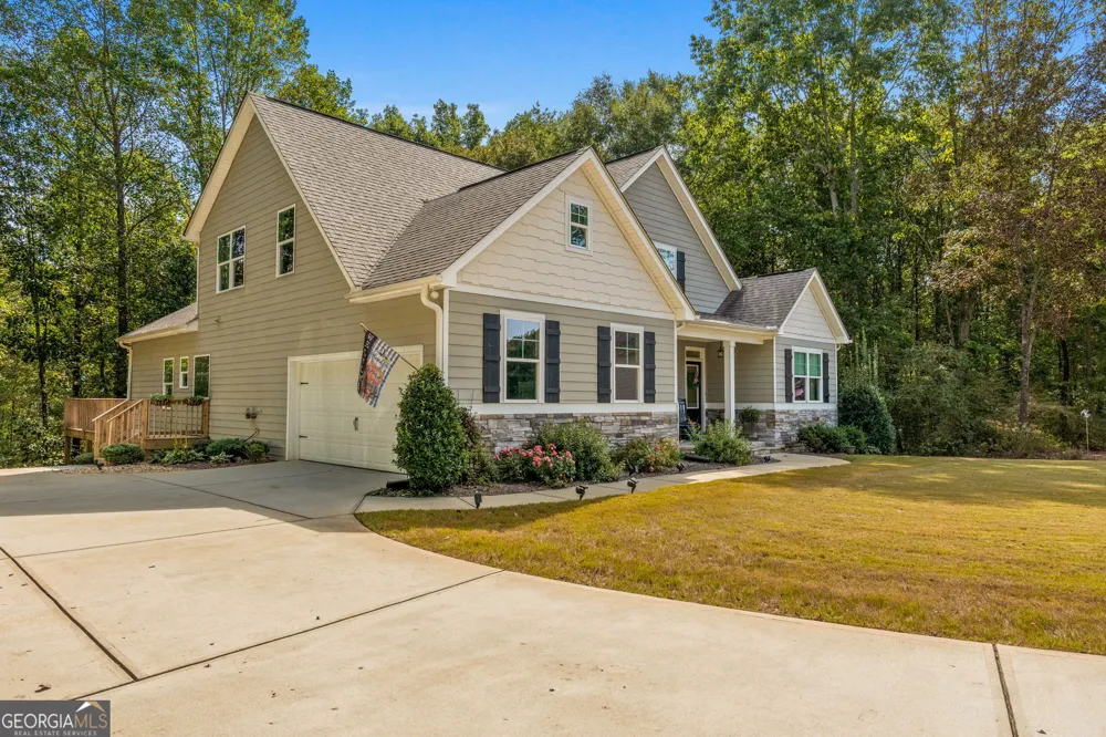 210 Hidden Falls Wlk Griffin, GA 30224