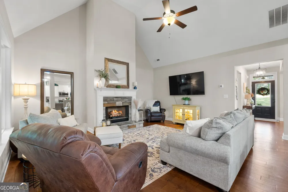 210 Hidden Falls Wlk Griffin, GA 30224