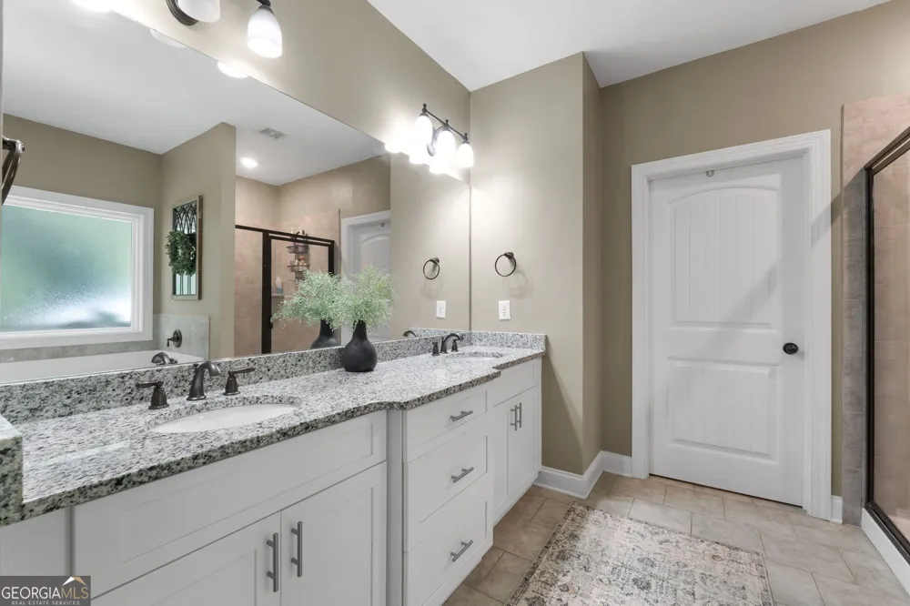 210 Hidden Falls Wlk Griffin, GA 30224