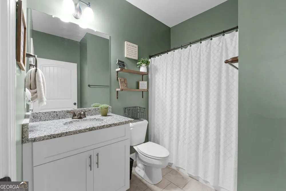 210 Hidden Falls Wlk Griffin, GA 30224