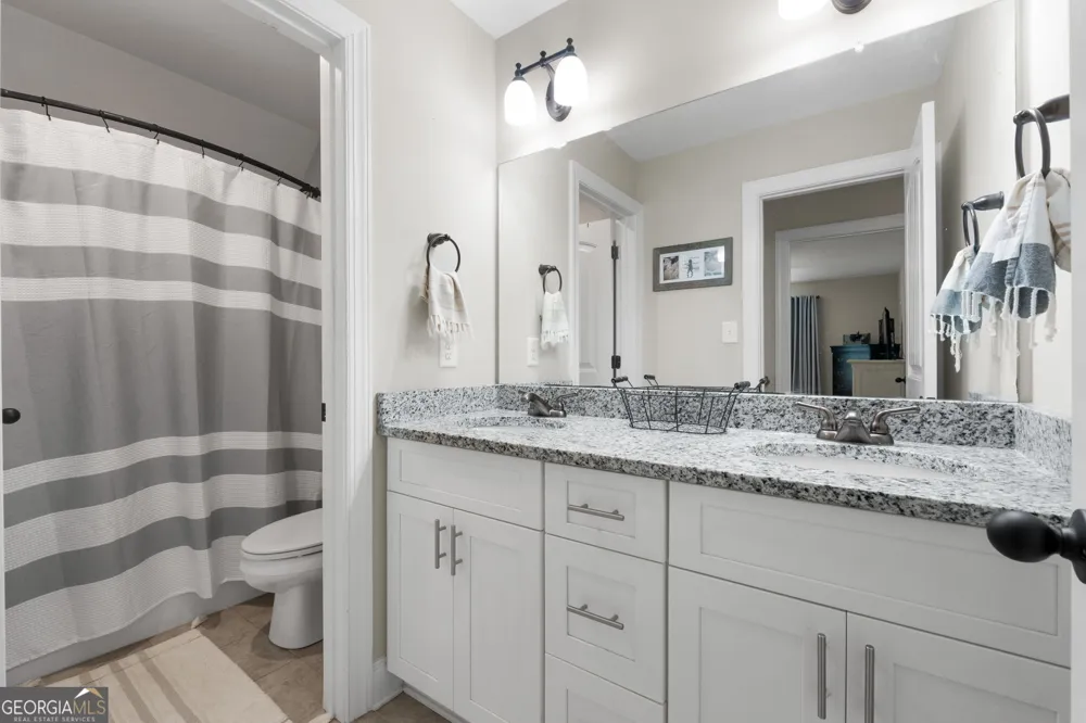 210 Hidden Falls Wlk Griffin, GA 30224
