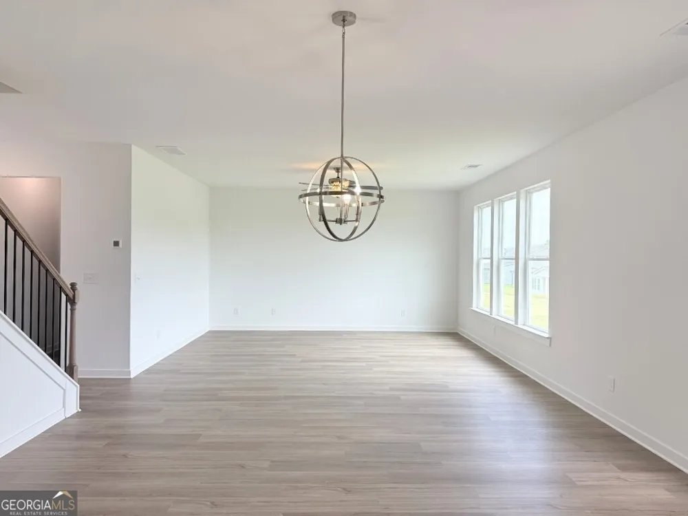 7 Purackal LN Statham, GA 30666