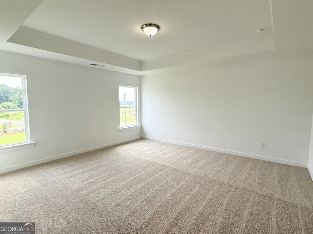 7 Purackal LN Statham, GA 30666
