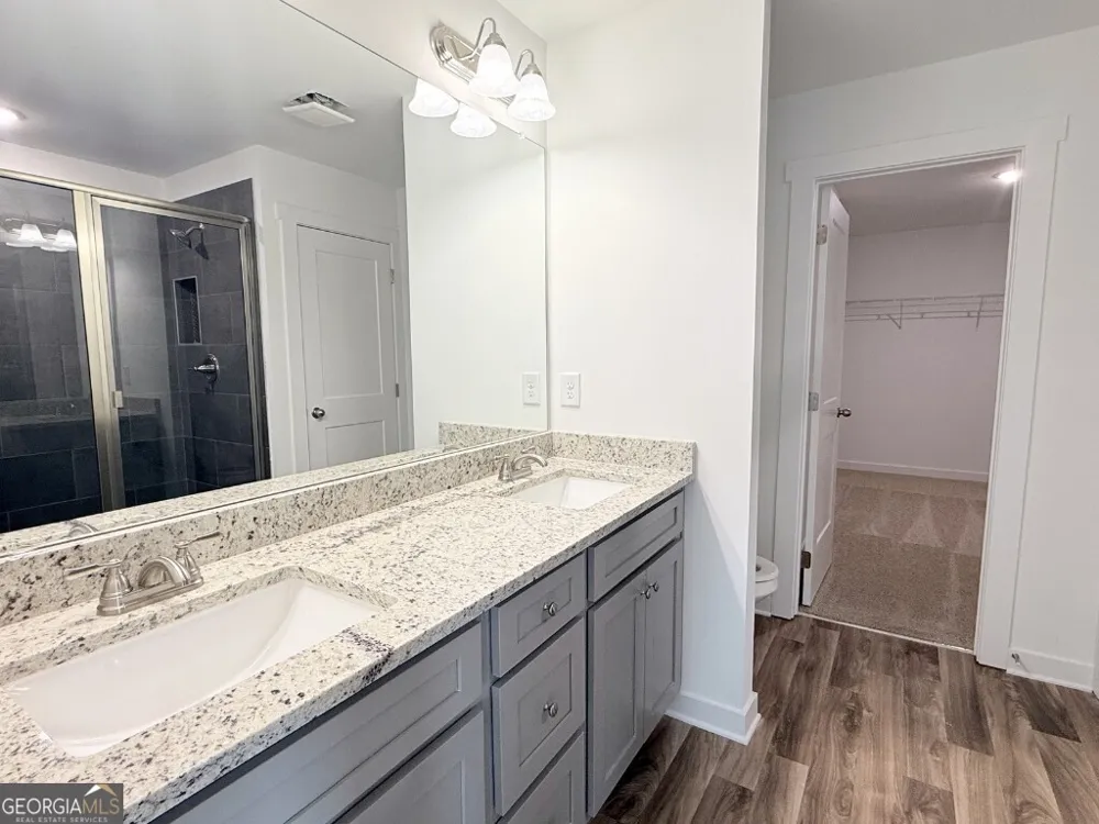 7 Purackal LN Statham, GA 30666