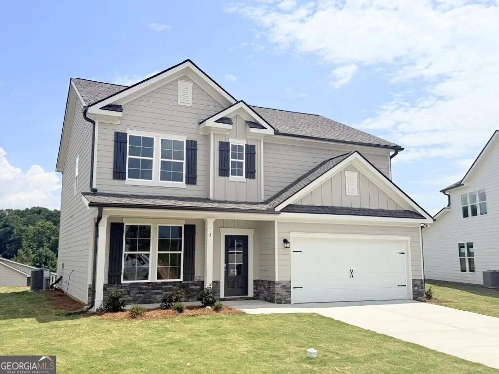 7 Purackal LN Statham, GA 30666