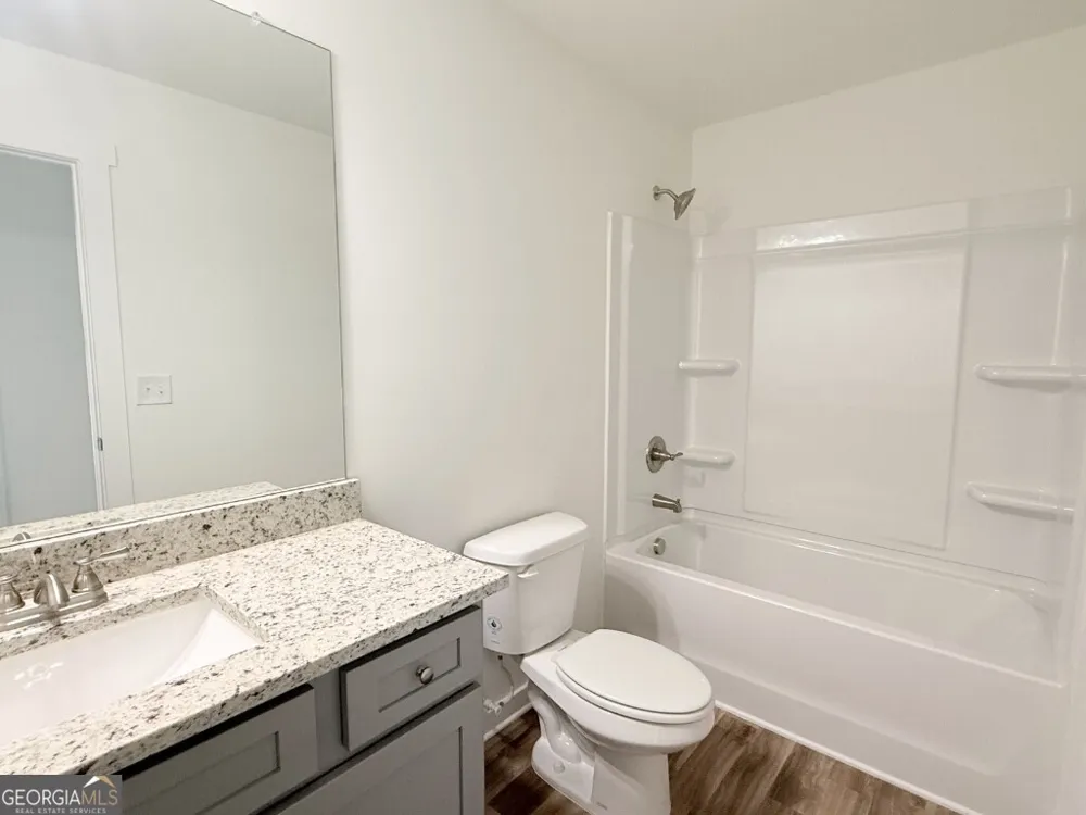 7 Purackal LN Statham, GA 30666