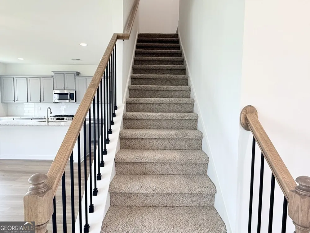 7 Purackal LN Statham, GA 30666