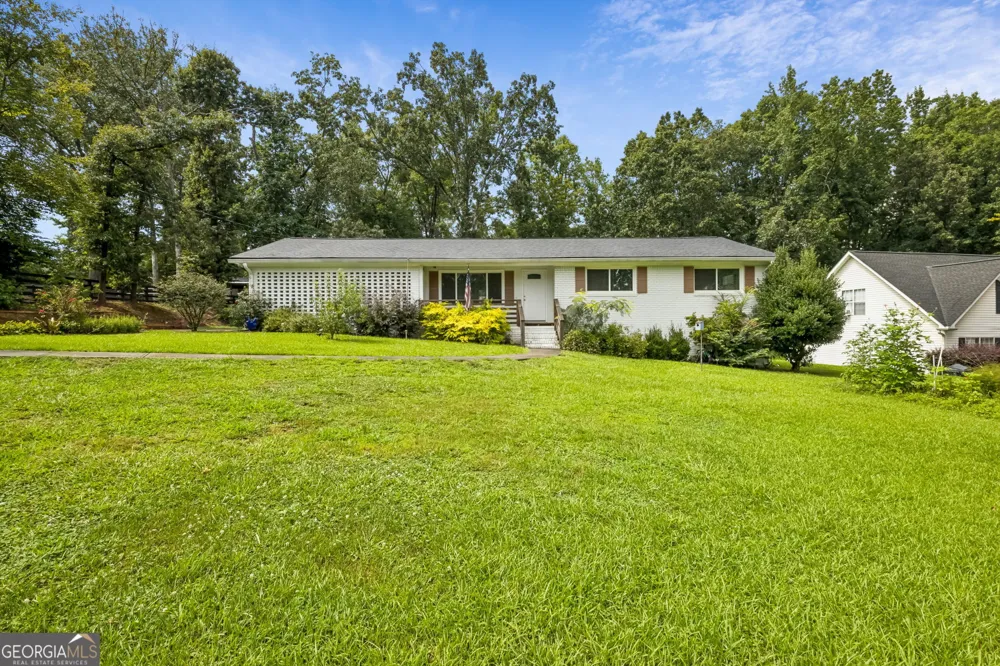 1331 Owen CIR Buford, GA 30518
