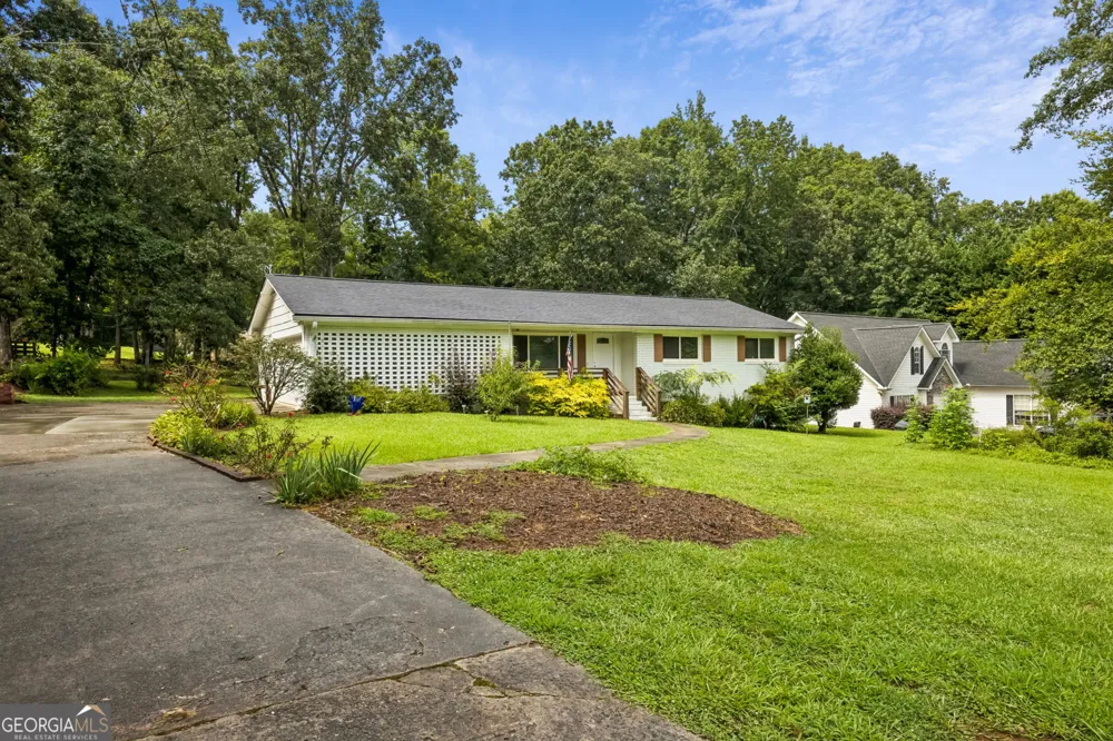 1331 Owen CIR Buford, GA 30518