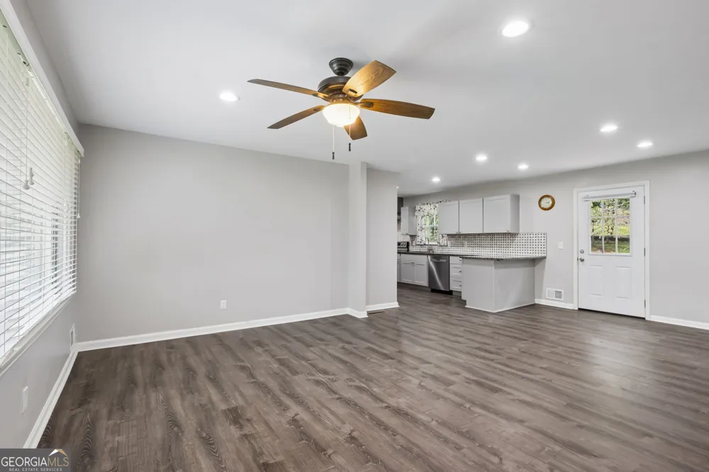 1331 Owen CIR Buford, GA 30518