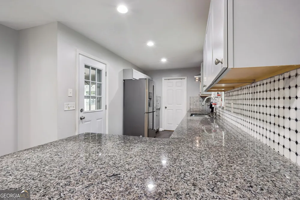 1331 Owen CIR Buford, GA 30518