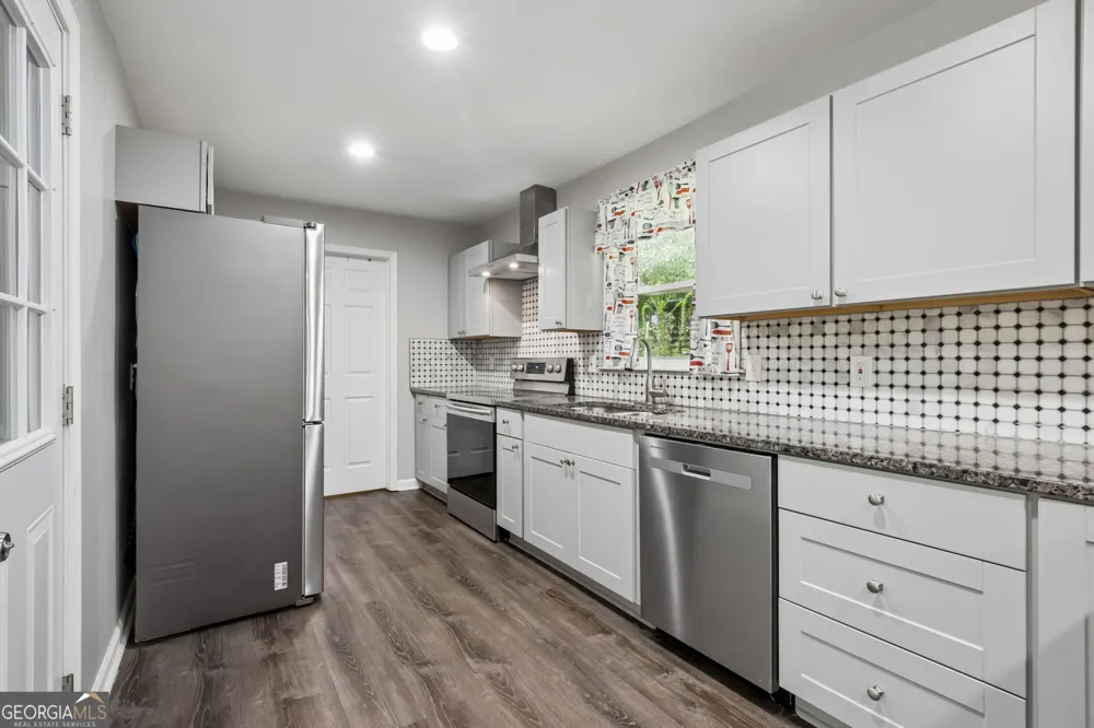 1331 Owen CIR Buford, GA 30518