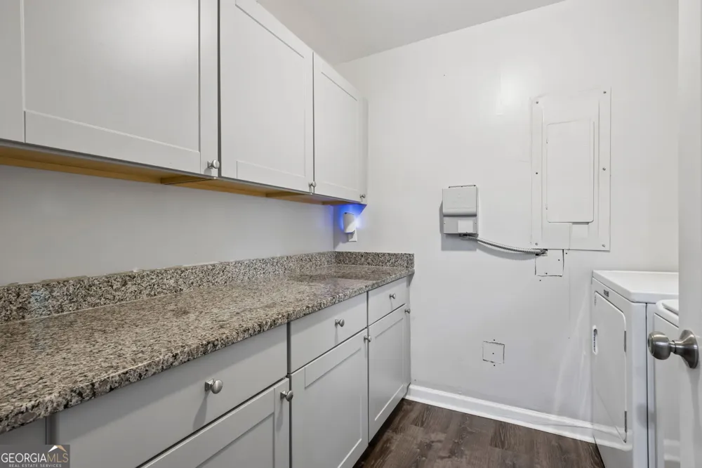 1331 Owen CIR Buford, GA 30518
