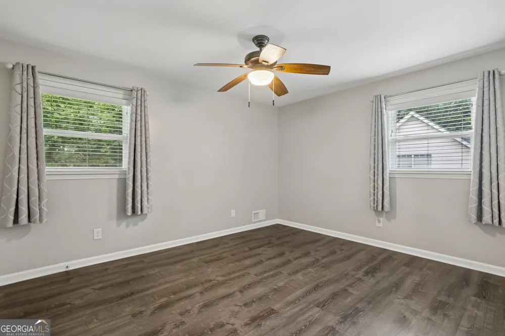 1331 Owen CIR Buford, GA 30518