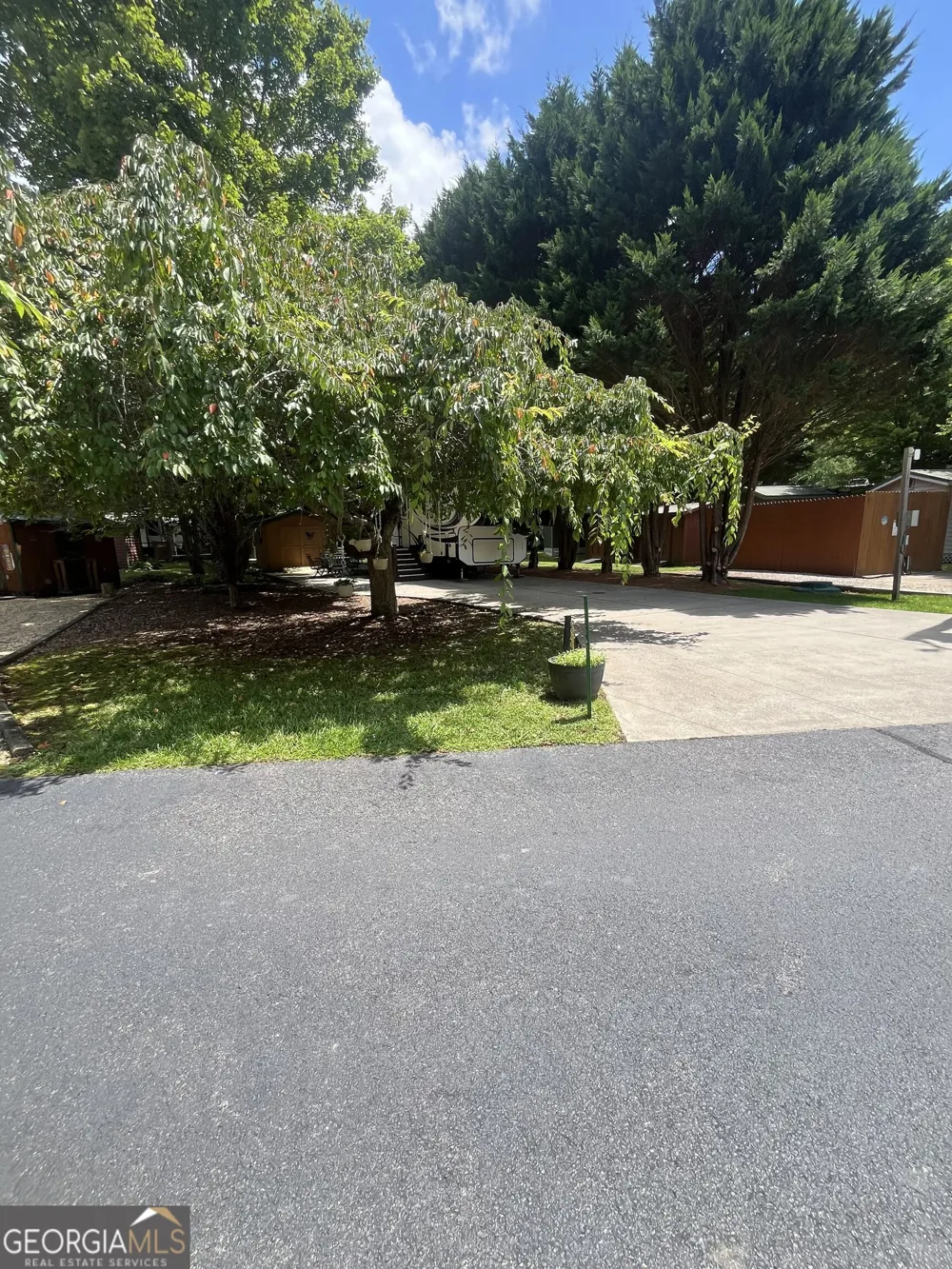 175 Choestoe Falls CIR Blairsville, GA 30512
