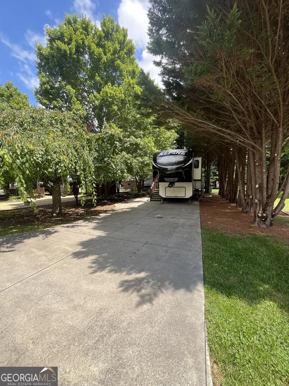 175 Choestoe Falls CIR Blairsville, GA 30512