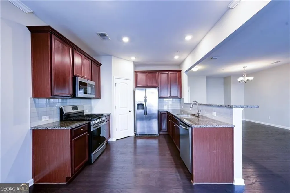 1226 Fischer TRCE Cumming, GA 30041