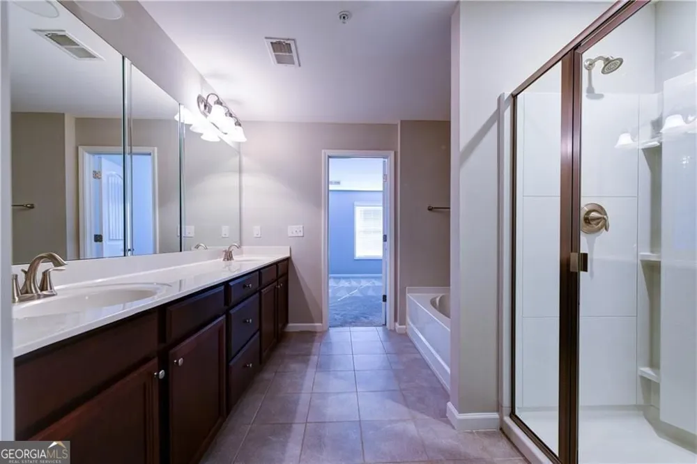1226 Fischer TRCE Cumming, GA 30041