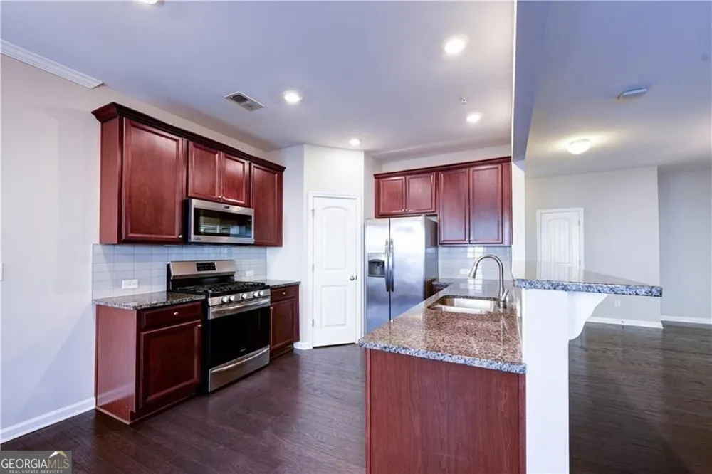 1226 Fischer TRCE Cumming, GA 30041