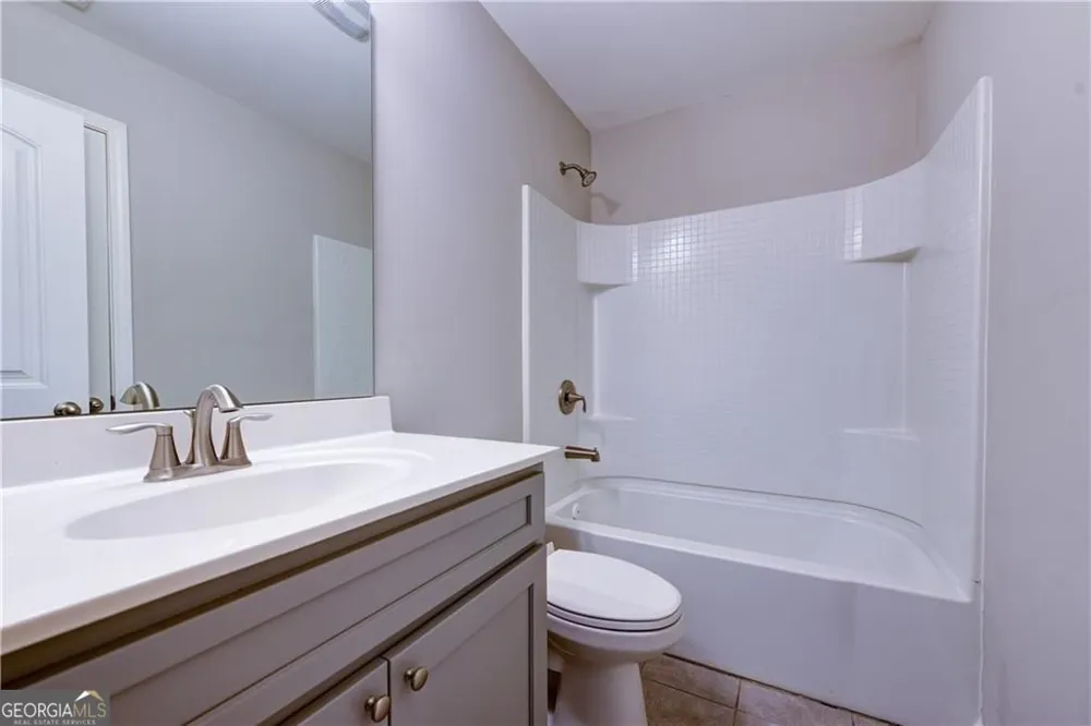 1226 Fischer TRCE Cumming, GA 30041