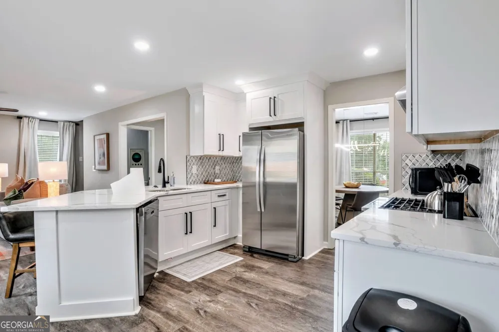 8008 Clearview CIR Riverdale, GA 30296