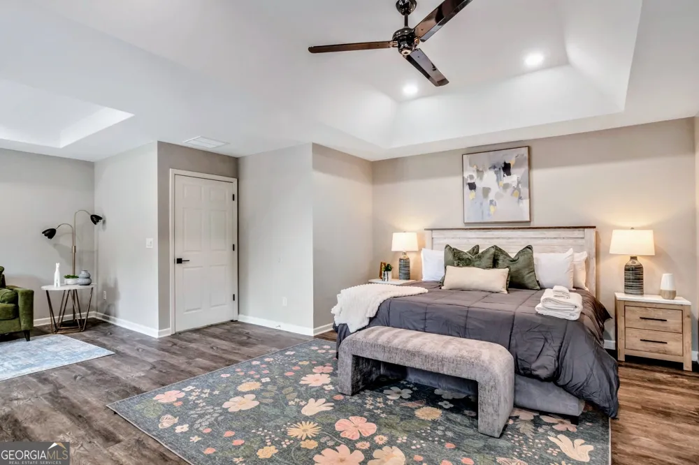 8008 Clearview CIR Riverdale, GA 30296