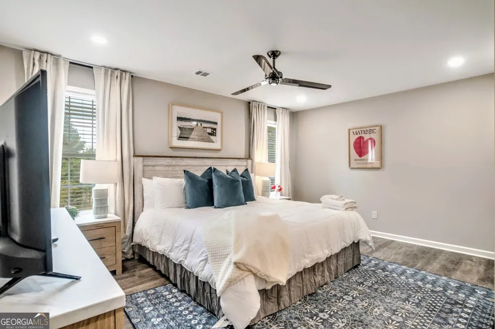 8008 Clearview CIR Riverdale, GA 30296