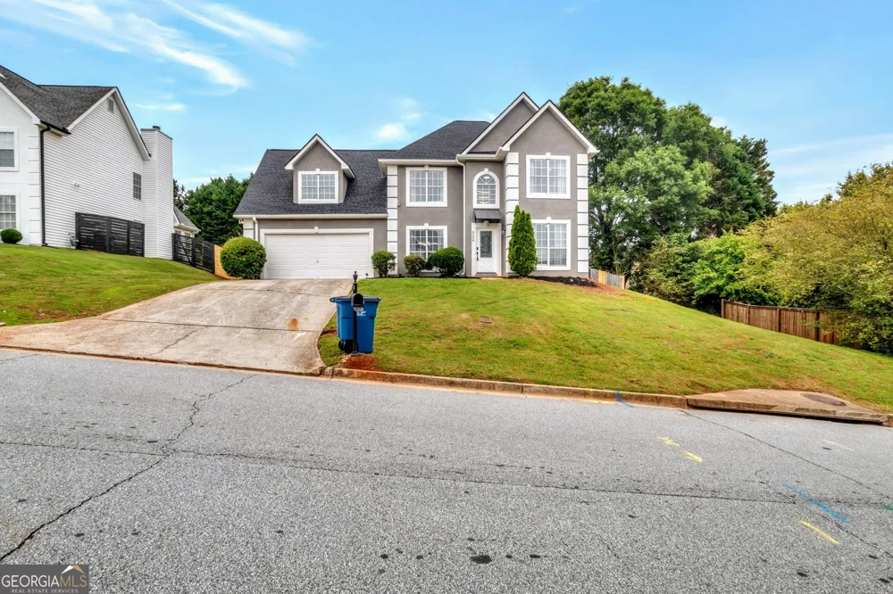 8008 Clearview CIR Riverdale, GA 30296