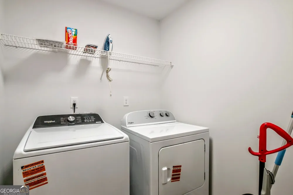 8008 Clearview CIR Riverdale, GA 30296